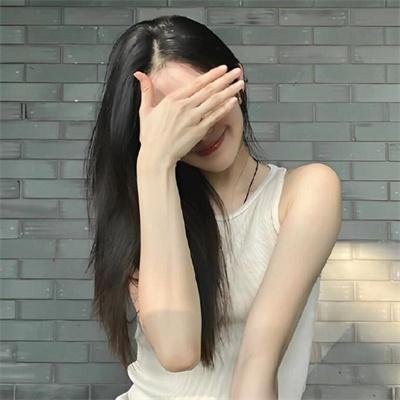 拥抱星星的月亮